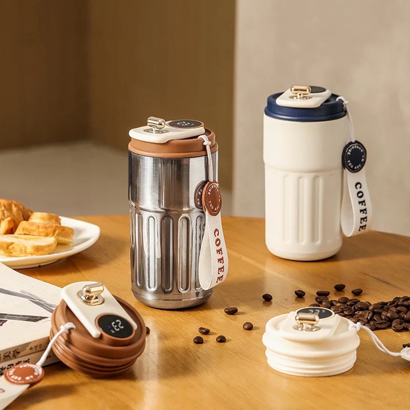 Tazza Termica Intelligente in  - Smart Water Bottle Tracker recensione e prezzo