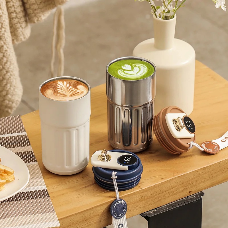 Tazza Termica Intelligente in  - Smart Water Bottle Tracker recensione e prezzo